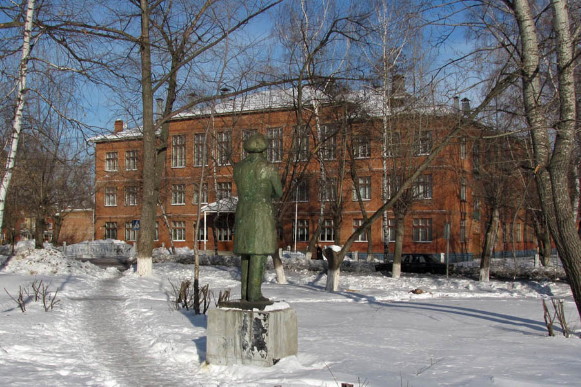 Image - A school in Kotovsk, Odesa oblast.